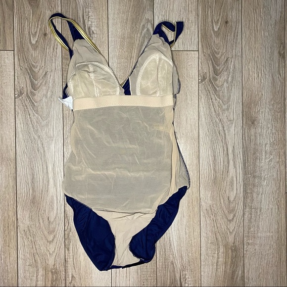 Vintage Blue Swimsuit - Picture 5 of 6